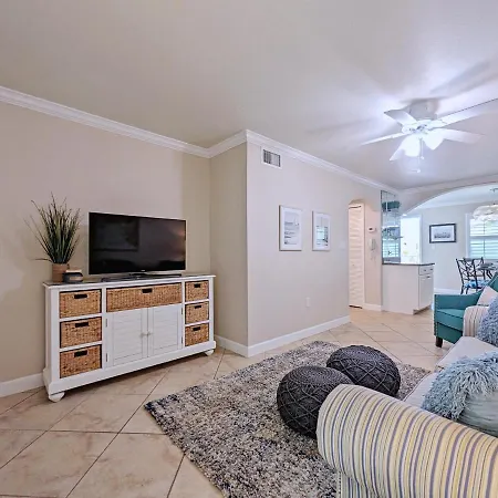 2 Bed-1 Bath With Sunroom, Private Pool And Beach Access! Clearwater Beach Exterior photo