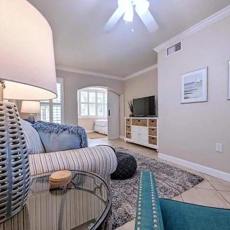 2 Bed-1 Bath With Sunroom, Private Pool And Beach Access! Clearwater Beach Exterior photo